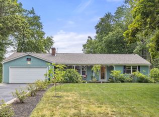 31 Brentwood Dr, Southbridge, MA 01550