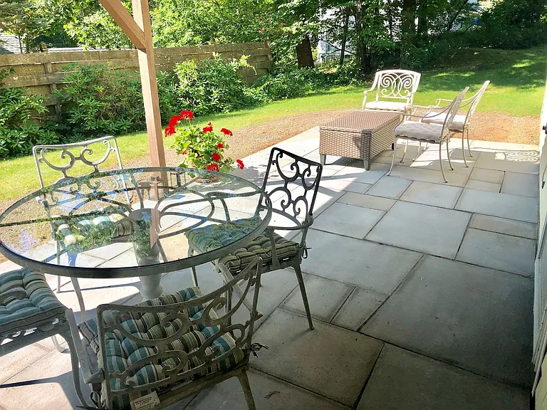 30 Highland Ave #A — Photo 11
