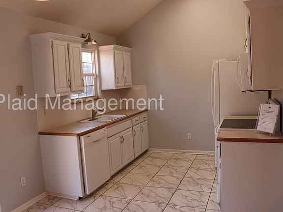 2nd image of 1834 Mallard Dr