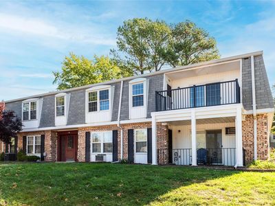 1726 Herault Pl APT H, Saint Louis, MO, 63125