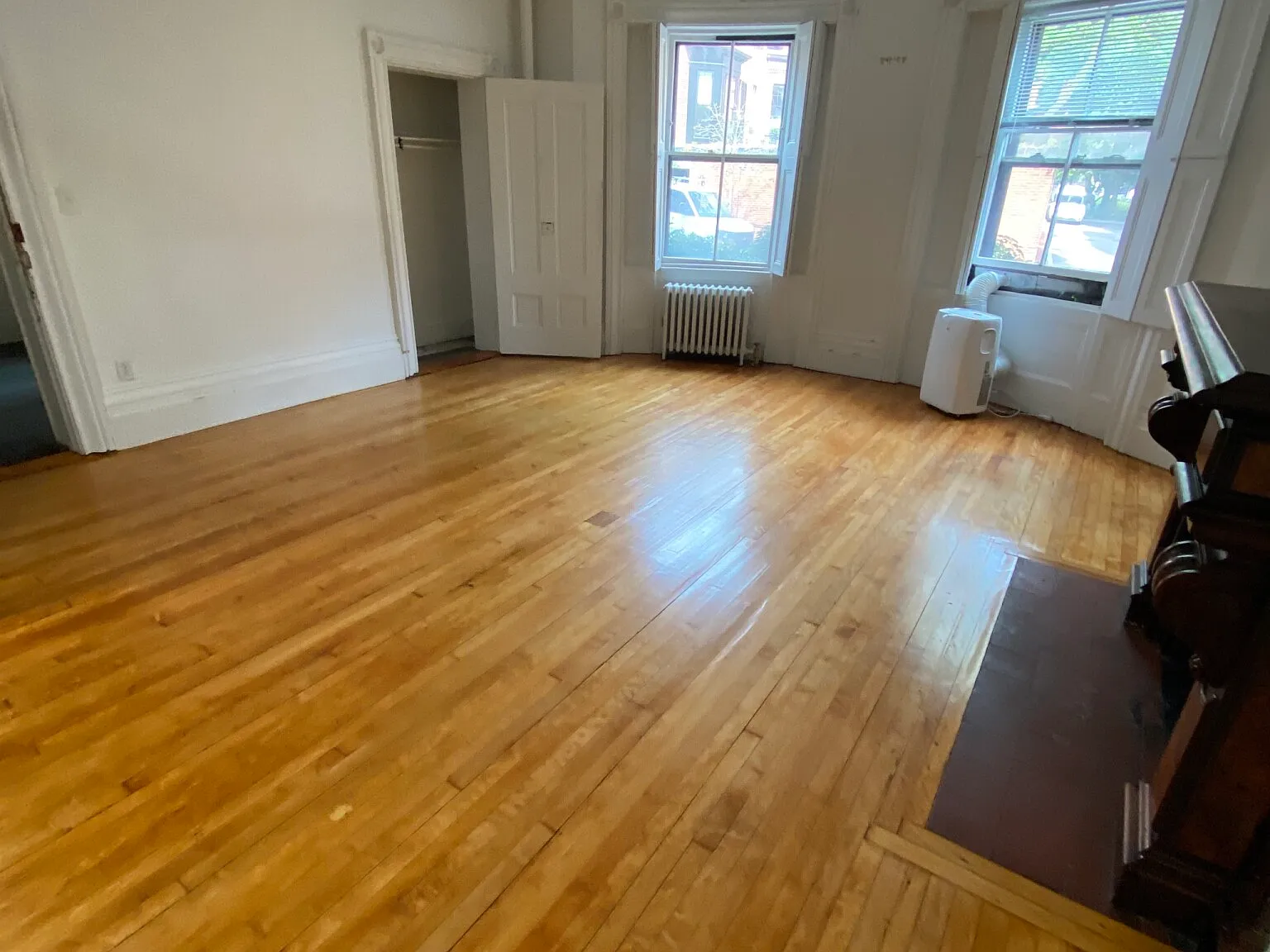Studio, 999 sqft, $2,650 — Photo 3