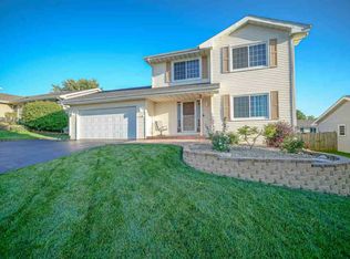 5449 Talladega Dr, Loves Park, IL 61111