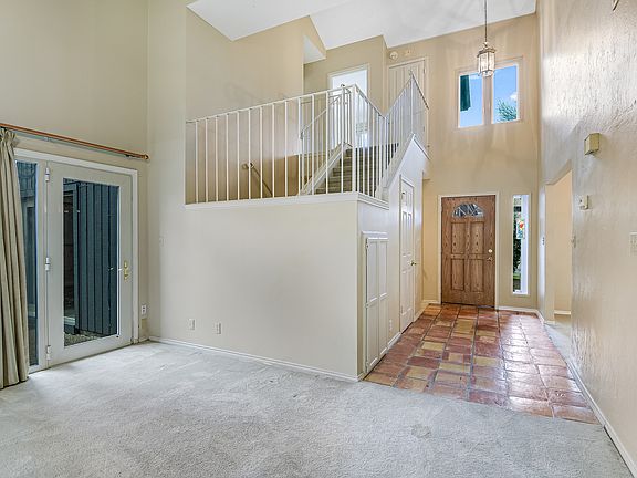 4th image of 2606 Country Square St