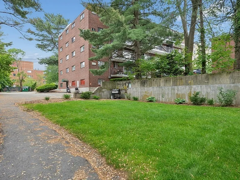 995 Massachusetts Ave #102 — Photo 26
