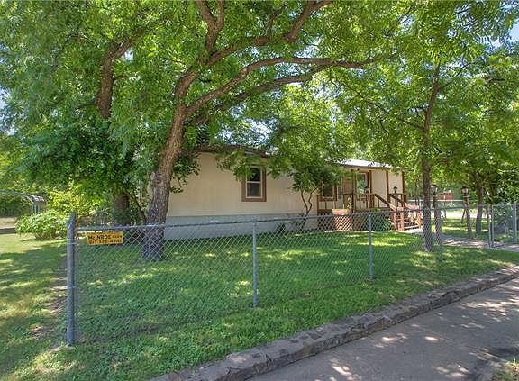4th image of 300 SW 4th Ave