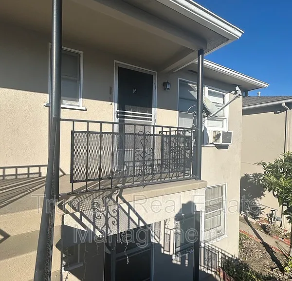 1253 S Glendale Ave #G — Photo 9