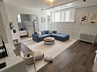 312 Douglas Ave #104, Toronto, ON M5M 1H1