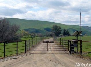 5925 Sullivan Rd, Gustine, CA 95322