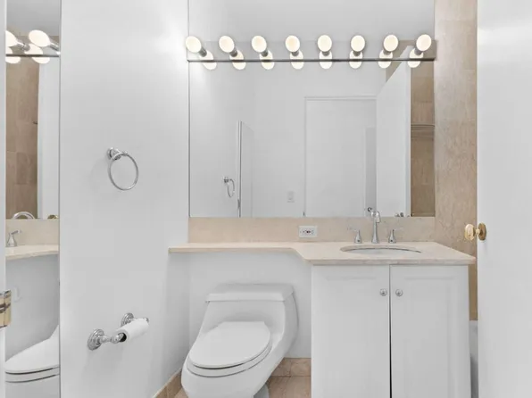 2 Columbus Avenue image 13 of 31