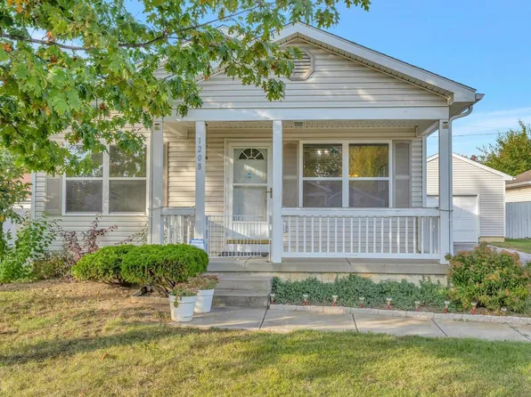 1208 John G McCoy Cir, Columbus, OH 43224