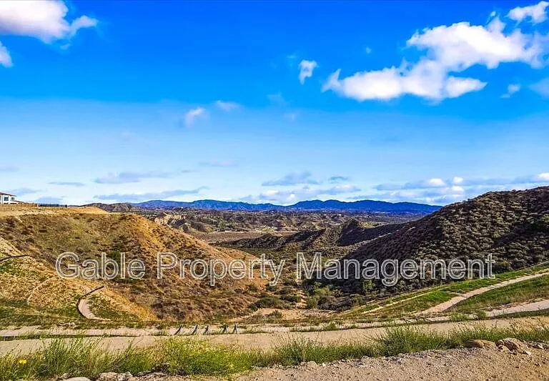 30000 N Camino Los Robles — Photo 32