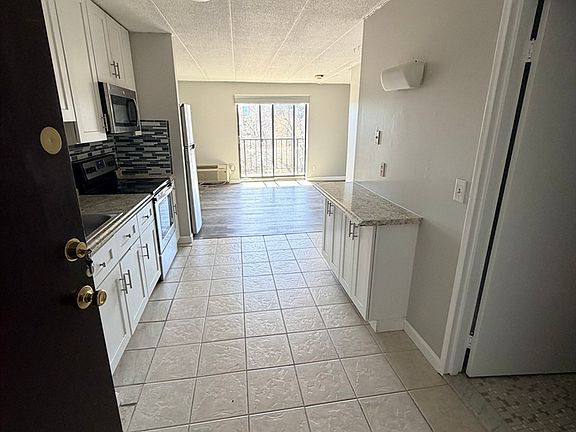 4th image of 40 Cochituate Rd APT 45