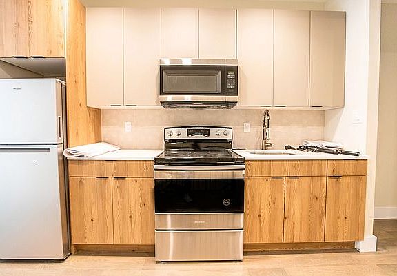 2nd image of 1283 Nostrand Ave #1E