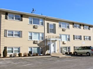 5037 NE River Rd APT 1B, Norridge, IL 60706