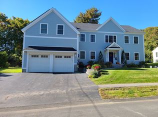 49 Valley Rd, Needham, MA 02492