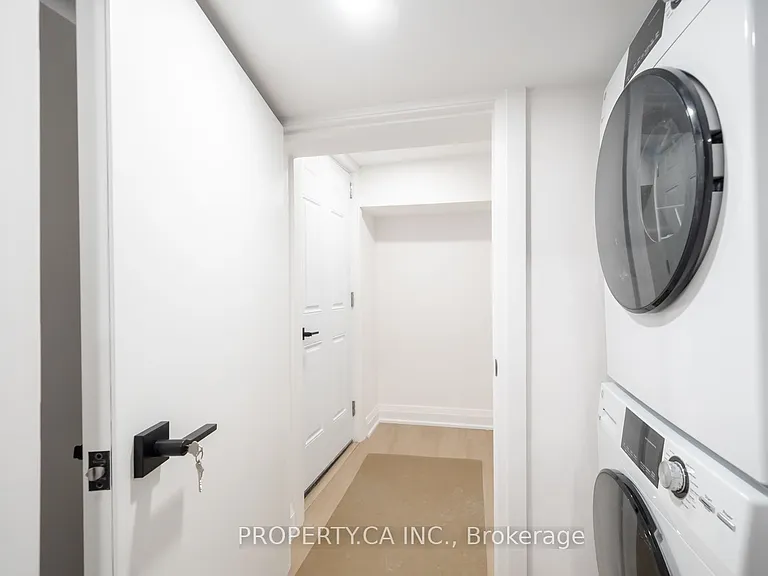344 Highfield Rd #LOWER — Photo 1