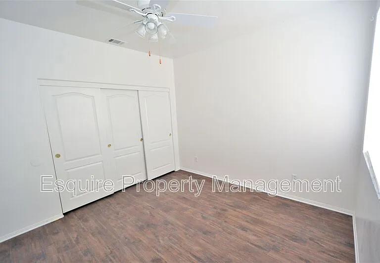 2861 Golf Villa Way — Photo 25