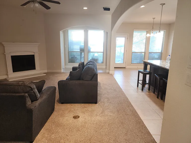 813 Warwick Blvd — Photo 19