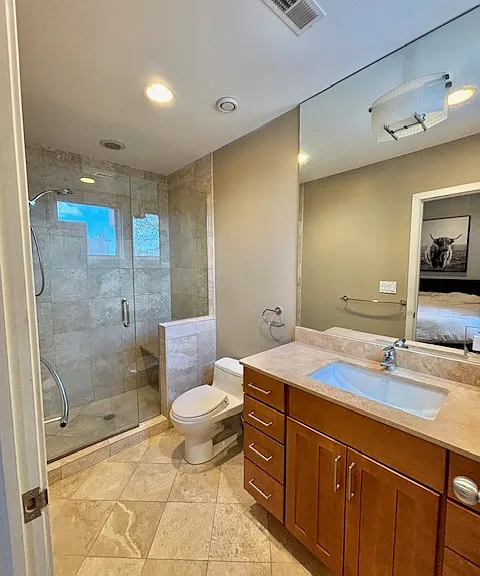 1150 N Hoyne Ave — Photo 14