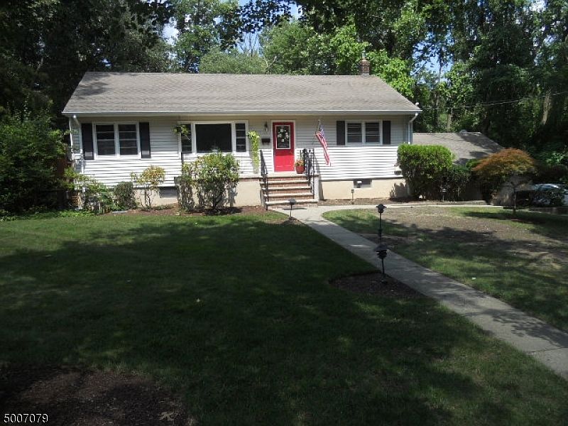 1st image of 12 Ash St