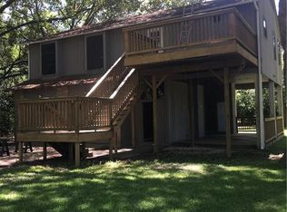 41 E Hampton Dr, Seguin, TX 78155