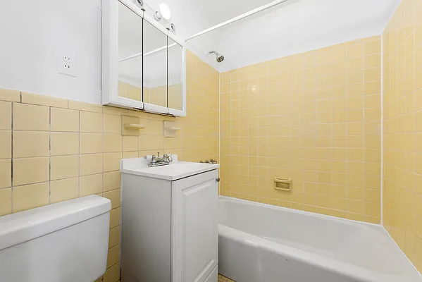 Rented by Douglas Elliman | media 6