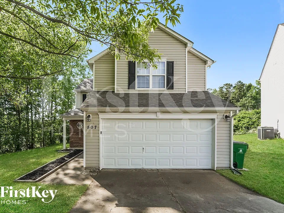507 Woodington Ln