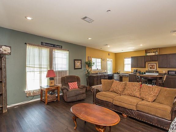 2nd image of 312 Port Dr