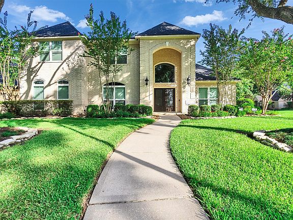 2nd image of 3415 Cypressdale Ct