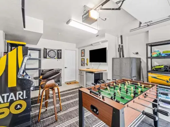 (undisclosed Address), Kill Devil Hills, NC 27948