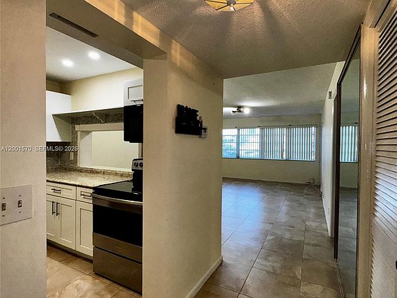 4th image of 215 SE 3rd Ave APT 203A