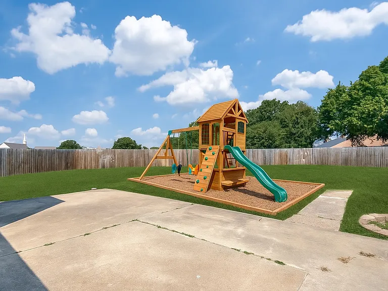 8029 Rice Dr — Photo 11