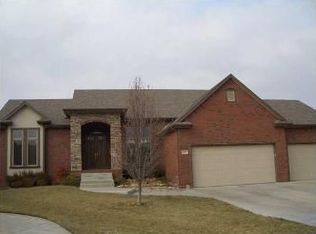 2917 N Pepper Ridge Ct, Wichita, KS 67205