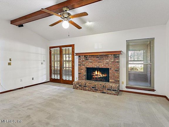 5th image of 11623 Edgemere Dr