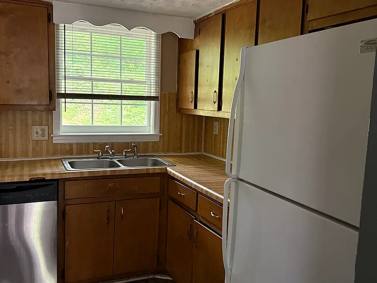 5566 Estates Ct — Photo 6