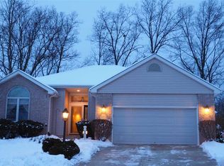 1017 Fiona Dr, Fort Wayne, IN