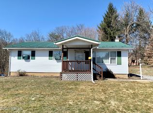 306 Clinton St, Avis, PA 17721