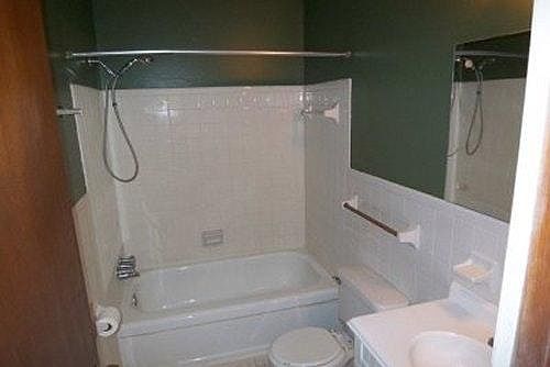 1st image of 2141 Belcourt Ave APT 2