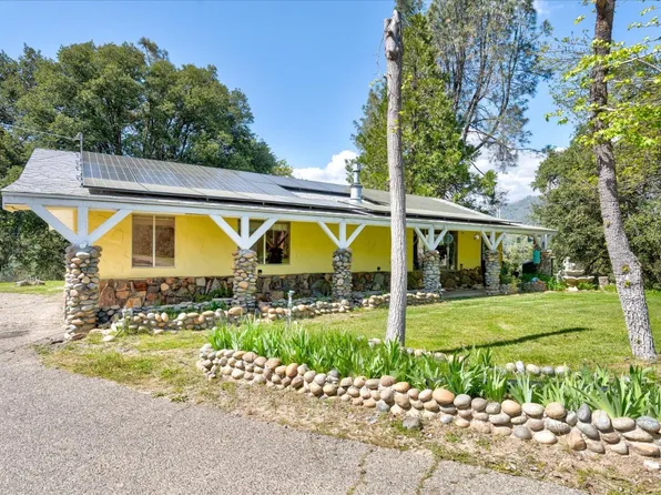 41811 Old Corral Ranch Rd, Oakhurst, CA 93644