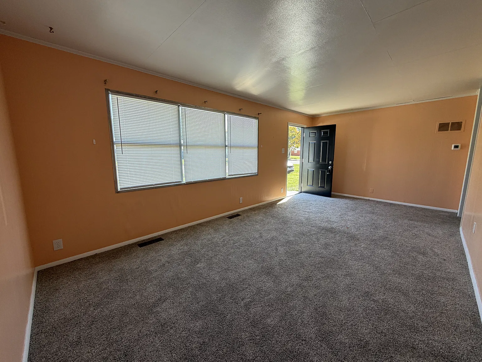 472 Carol Drive - 1 — Photo 4