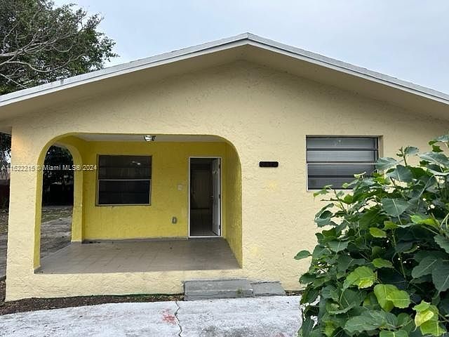 2479 NW 93rd St, Miami, FL 33147 | Zillow