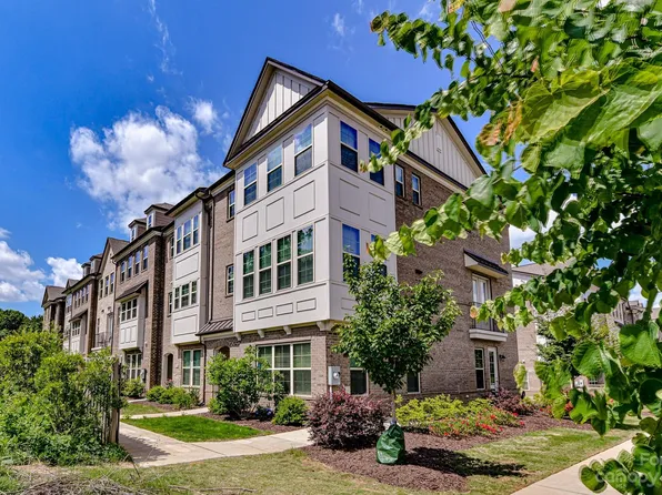 1113 Towns Hill Way, Charlotte, NC 28210