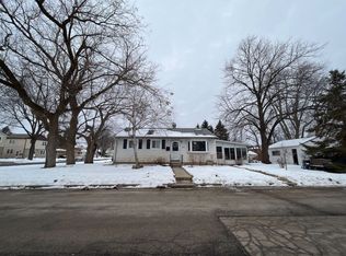 12522 W Fairmount Ave, Butler, WI 53007
