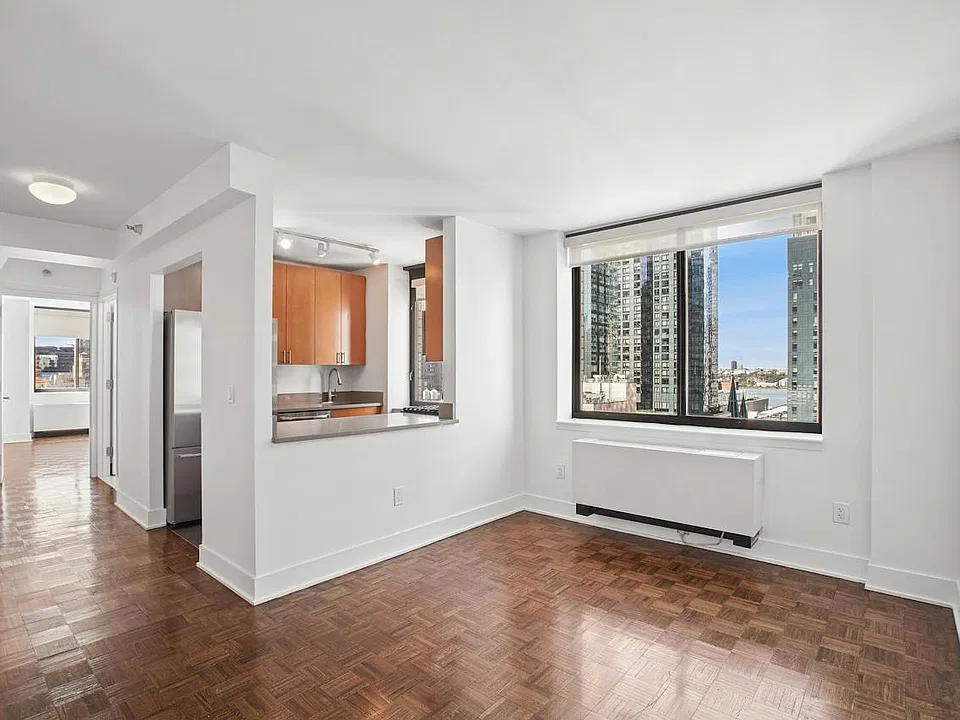 420 W 42nd St #19-F