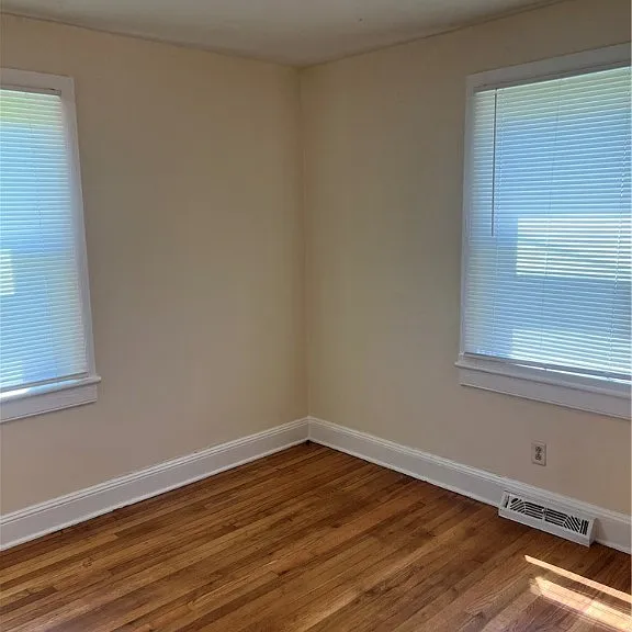 2306 Johnson St — Photo 12