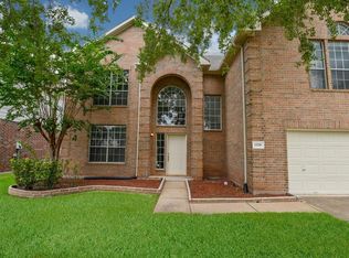 15218 Hidden Hollow Ln, Sugar Land, TX 77498