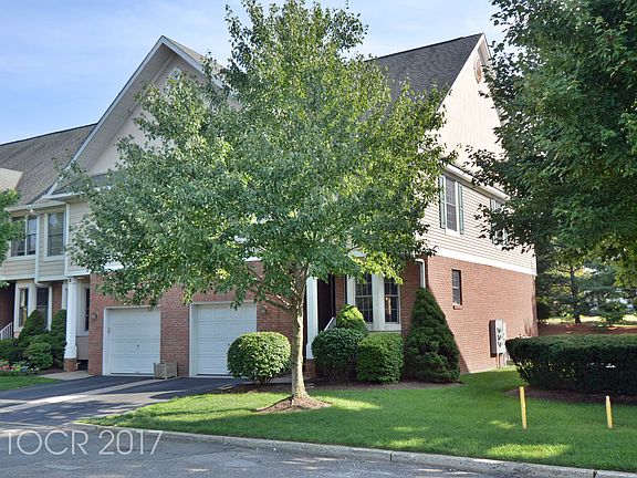 2nd image of 21 Staples Dr #321