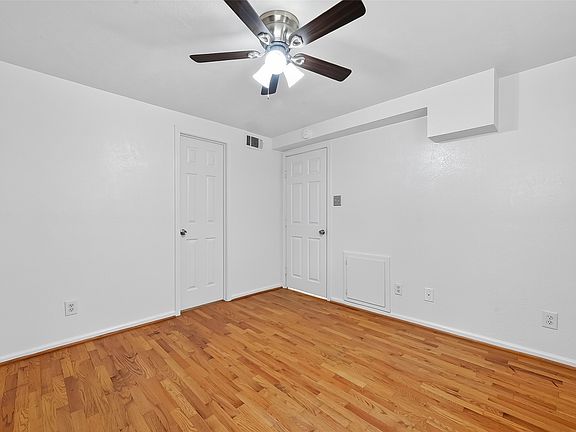 2nd image of 115 Aurora St APT 1