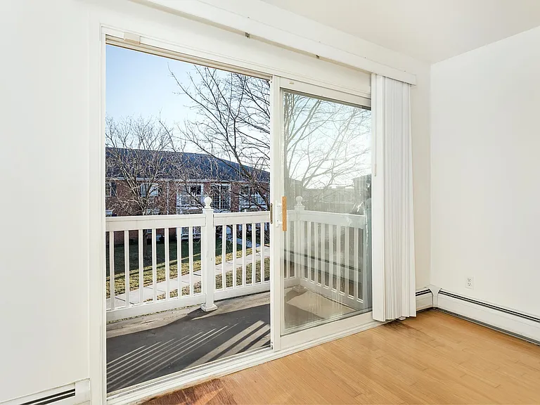 2425 Torquay Ave #204 — Photo 6