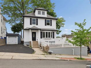 100 Prospect Ter, East Rutherford, NJ 07073